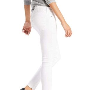 Levi’s 711 white skinny jeans
